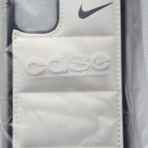 iphone 11 sport puff case white