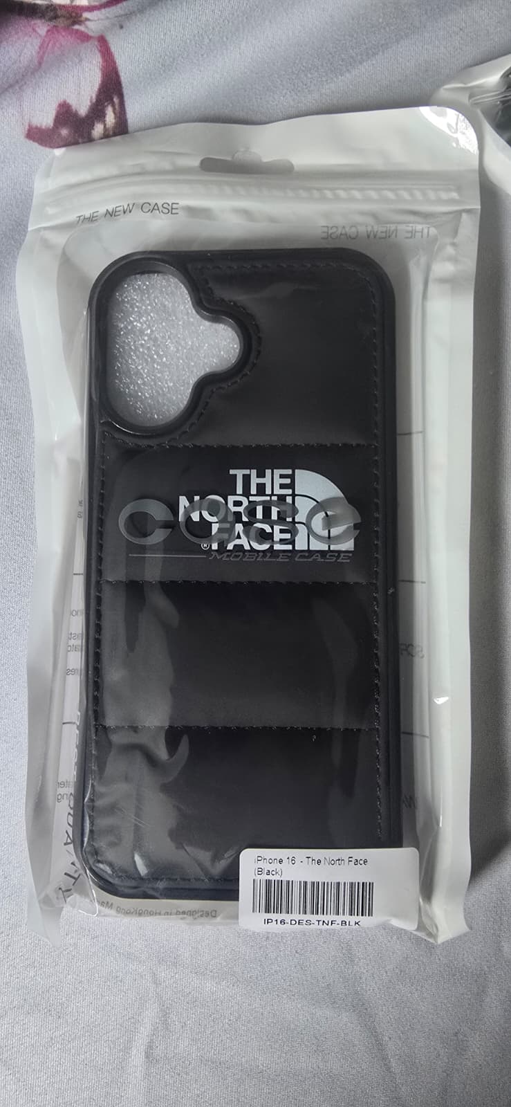 iphone 16 pro sport puff case white